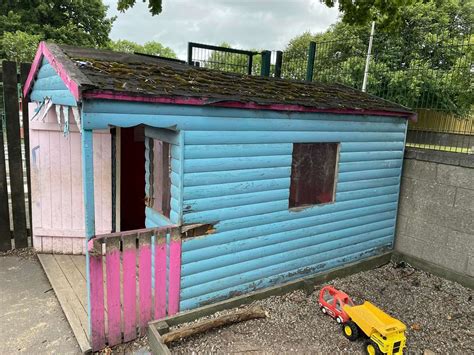 pictures can you help south lodge nursery in easter ross town of invergordon fix its playhouse