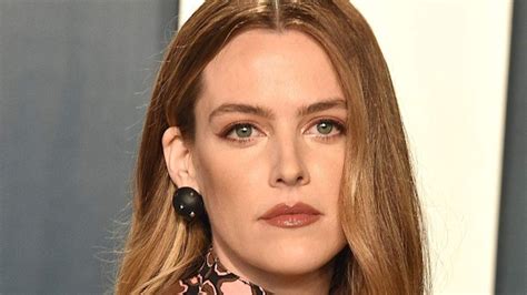 Elvis Presleys Granddaughter Riley Keough Inundated With Prayers And Support Following