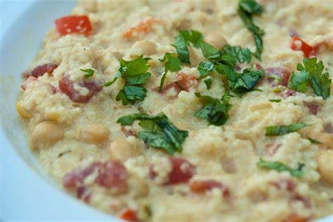 Lahatchita Eats African Curried Coconut Soup With Chickpeas