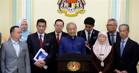 Wawasan 2020 menggariskan hala tuju untuk mencapai status negara maju dengan mensasarkan pertumbuhan ekonomi pada kadar 7 peratus setahun sehingga tahun 2020. Wawasan Kemakmuran Bersama rapatkan jurang ekonomi ...