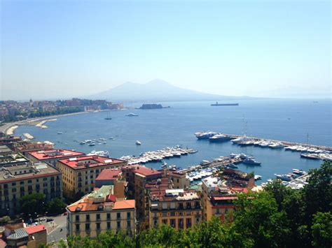 Notizie, risultati, sondaggi, giochi, iniziative. Bella Napoli | Miss Freckle's Blog