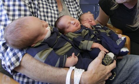 California Mom Gives Birth To Triplets Weighing A Combined 20lbs May