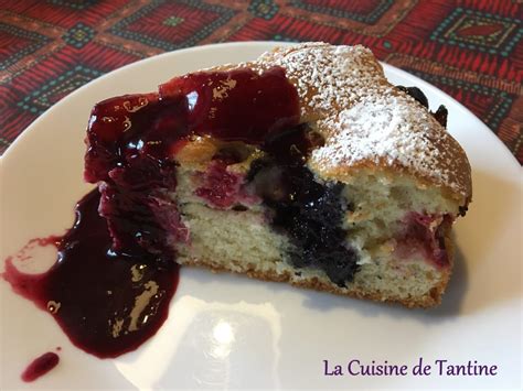 Gâteau moelleux aux fruits rouges Bubladina Cuisine de Tantine