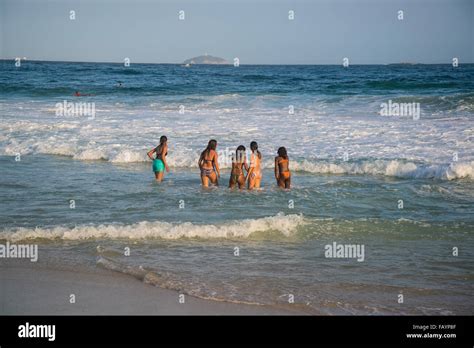 Playa Zipolite Photos Beach Girls Of Brazil Nuestra Playa