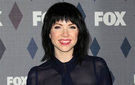 Carly Rae Jepsen Almost Sets Kitchen On Fire When Trying To Cook During Lockdown
