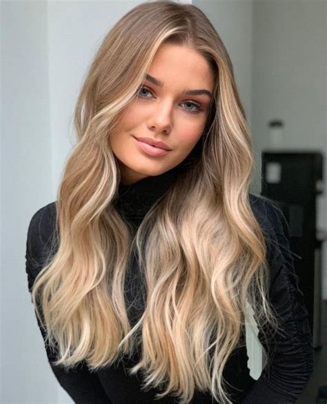 30 pretty blonde highlights to play around with your hairstyle in 2021 blonde hair shades