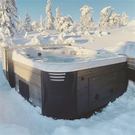 Coast Spas Element Curve Bench Ultimate Hot Tubs And Swim Spas
