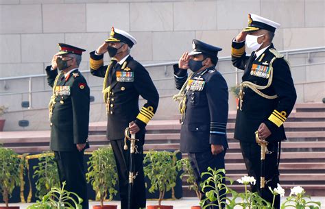 Why The Army Navy And The Air Force Have Different Salutes Dde