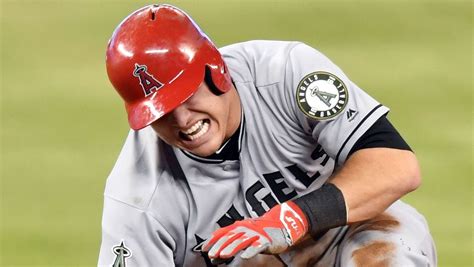 Mike Trout Has Torn Thumb Ligament Will Have Surgery