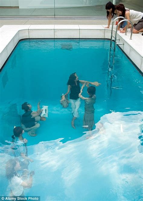 Photosswimming Pool That Creates Illusion Visitors Are Underwater