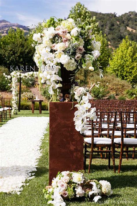 1000 Images About Tall Centerpieces On Pinterest Belle Country Club