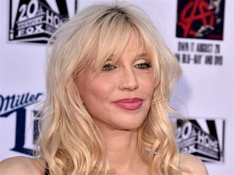 Courtney Love Has Been Ambushed By French Taxi Drivers Protesting