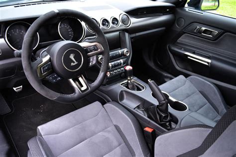 2019 Ford Mustang Shelby Gt350 Interior Photos Carbuzz