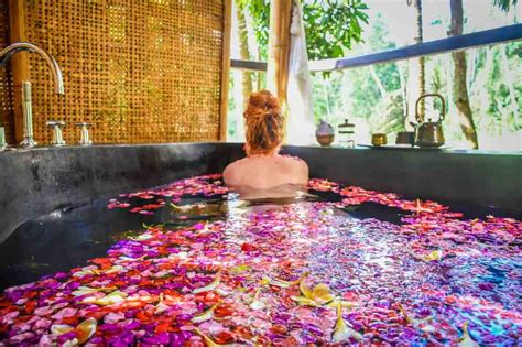 Fivelements Balinese Flower Baths In Ubud Linda Goes East