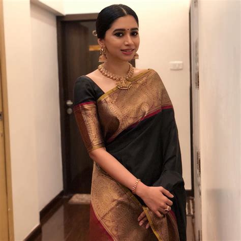 this celeb is giving us some serious saree goals keep me stylish