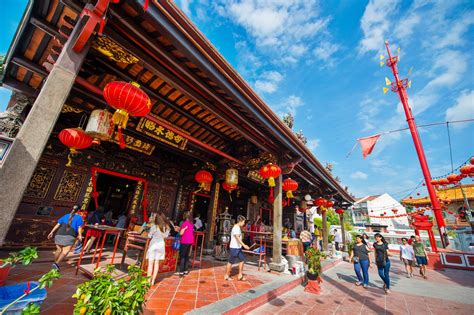 Jalan tokong stick dolls craft. Melaka, Serasa Bukan di Malaysia - Where Your Journey Begins