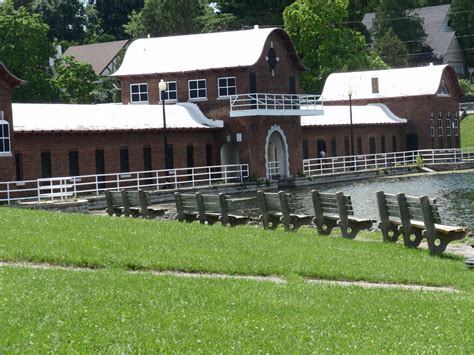 Information about "buildingdealie.jpg" on lower onondaga park