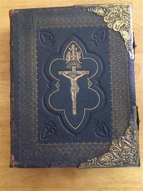 Rare Antique The Holy Bible James Duffy 1865 Hobbies And Toys