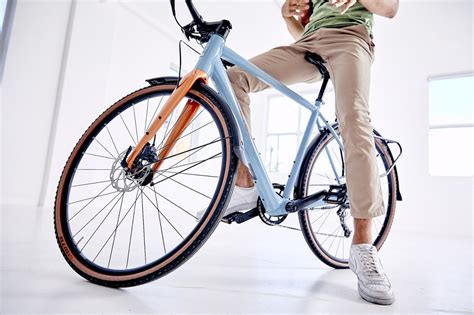 New Raleigh Trace Is British Firms Lightest Electric Bike Yet Move