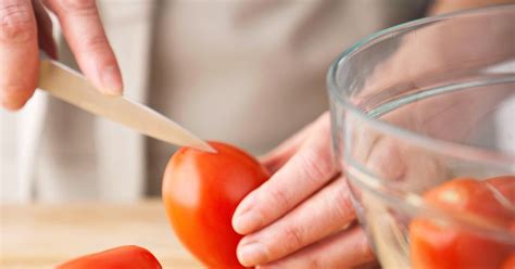 Only use tomatoes in peak condition. Learn How to Freeze Tomatoes to Savor Summer's Sweetness ...