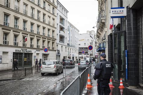 C'est le cas de cet immeuble qui fait face au commissariat de police de la goutte d'or. Bavures en série à la Goutte d'Or, 16 victimes de la ...