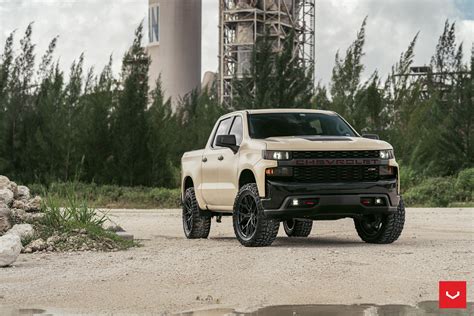 Chevrolet Trail Boss Hybrid Forged Series Hf6 4 Vossen Wheels