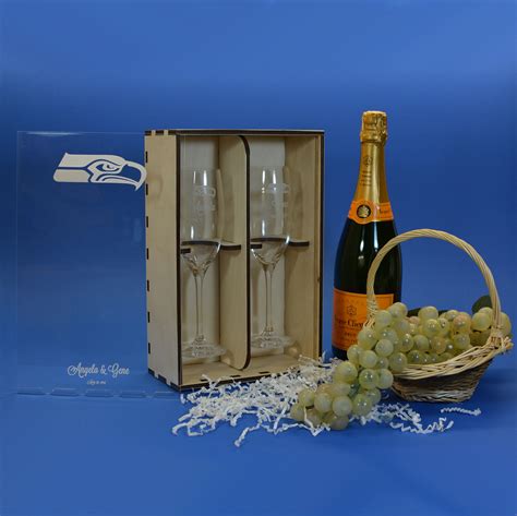 Check spelling or type a new query. Personalized Champagne Flute Gift Box with Acrylic Front ...