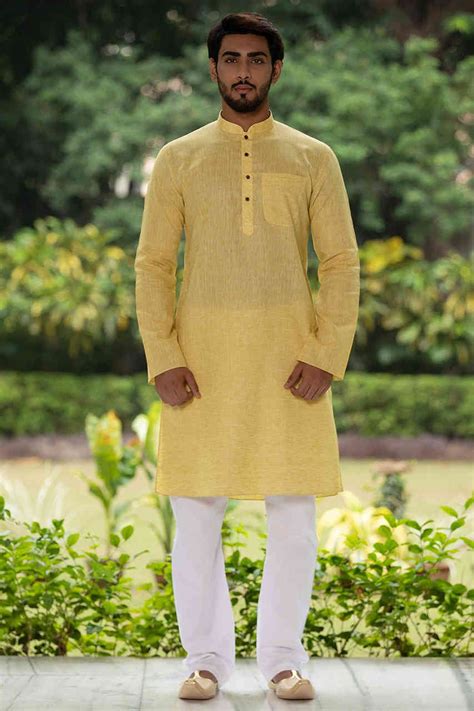 Kartik Aaryan Asymmetrical Yellow Kurta For Every Occasion By Manyavar