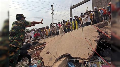 Bangladesh Building Collapse Death Toll Rises To 352 News18