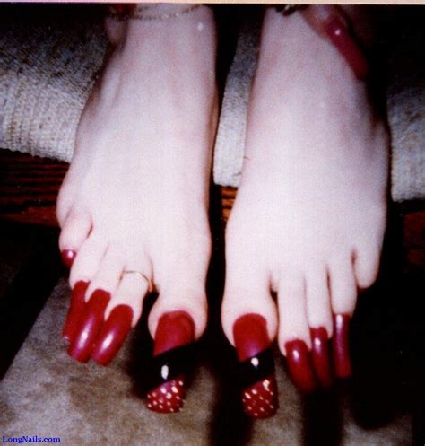 LongNails Com Gallery Kathy Hayes Toe Nails