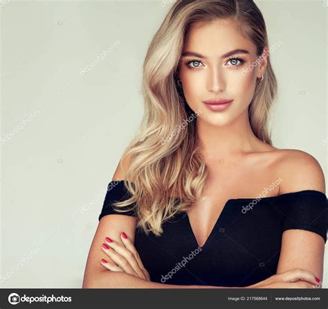 Young Blonde Haired Woman Wavy Hair Beautiful Model Long Hairstyle