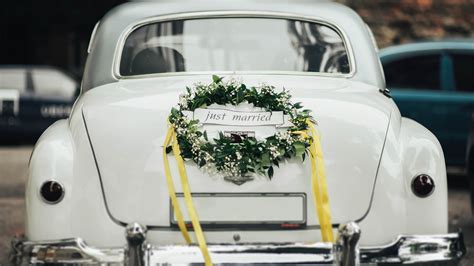 Drive To Your Wedding In Style Hiring Wedding Cars In 2021 Luxlife