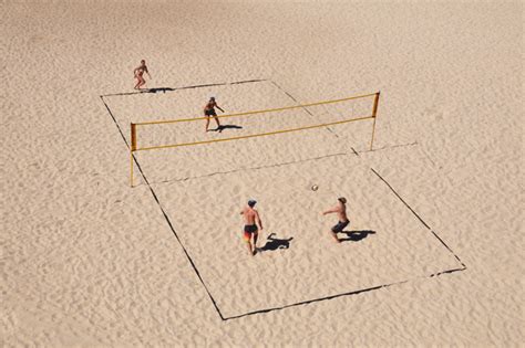 Difference Between Beach Volleyball And Indoor Volleyball
