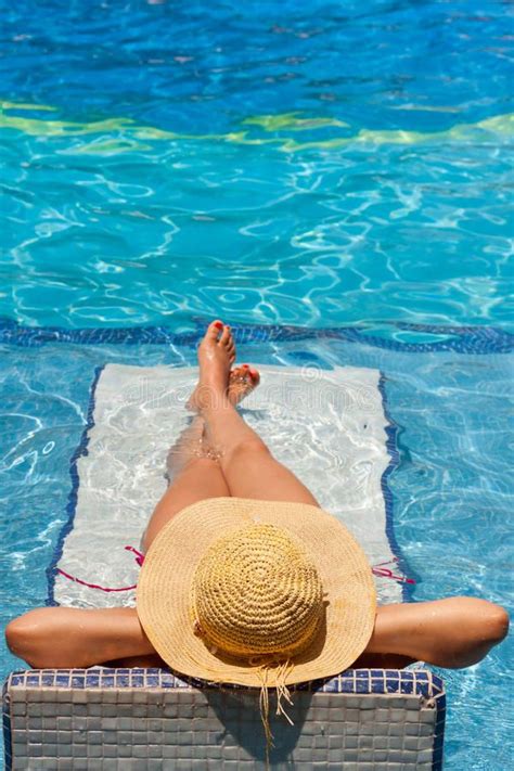 Swimming Pool Relax Woman In Hat Relaxing On Holiday On Swimming Pool Bed Sponsored Relax