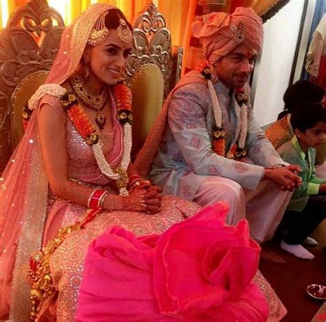 Photos Meri Aashiqui Tumse Hi Actors Smriti Khanna And Gautam Gupta Get Married