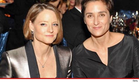 In 2018, the same year they released the mega blockbuster avengers: Jodie Foster Marries Girlfriend -- No Big Deal | TMZ.com