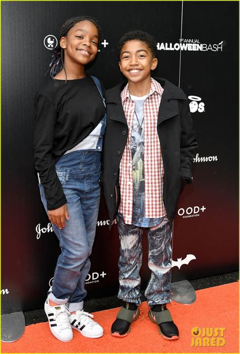 Brown, 2018 emmy nominee and winner, tells goodhousekeeping.com all about his relationship with his wife ryan michelle bathe. 'This Is Us' Star Sterling K. Brown Brings His Family to ...
