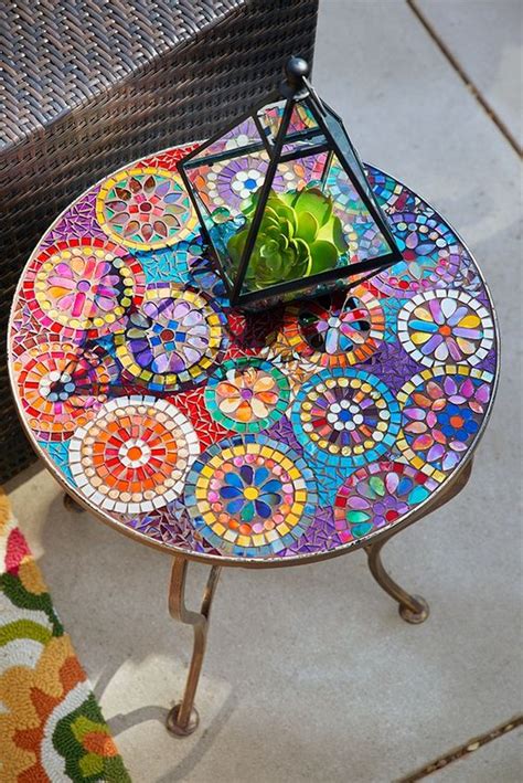 17 Excellent Diy Mosaic Ideas To Make For Your Garden The Art In Life