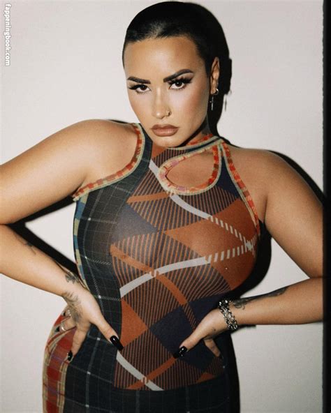 Demi Lovato Nude The Fappening Photo FappeningBook