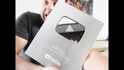 Reached 100000 Subscribers Unboxing My Silver Play Button Youtube