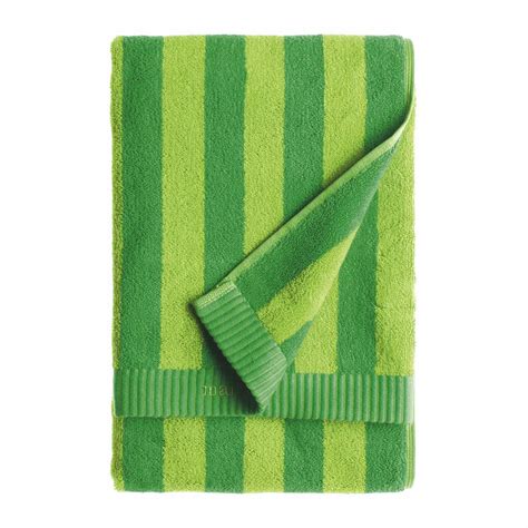 Shop for green bath towels at bed bath & beyond. Marimekko Nimikko Apple/Green Bath Towel - Marimekko ...