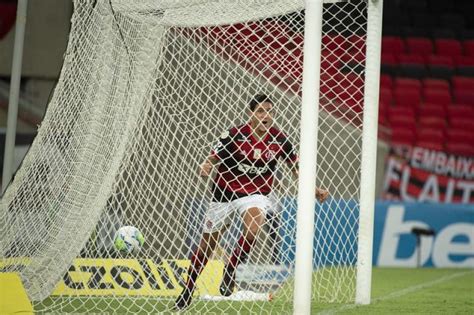 Siga @timeflamengo para acompanhar nossos esportes olímpicos. Pedro testa negativo para Covid-19, mas desfalca o ...