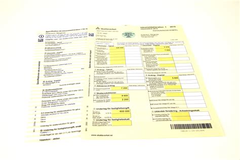 När du fått beslutet om jämkning av skatteverket lämnar du det till din huvudutbetalare, som ändrar den skatt som dras från din lön. Deklarationsbilder 2016 | Skatteverket