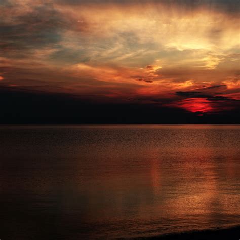 2932x2932 Seascape Sunset Horizon Clouds Sky Wallpaper Hd