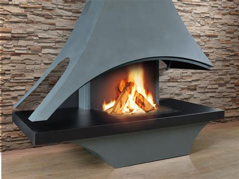 Les récupérateurs de chaleur peuvent être installés dans les âtres des cheminées d'intérieur à foyer ouvert et récupérer ainsi une partie une partie de la chaleur qui était destinée à partir en fumées. http://atryhome.com/catalogue/produit/5453-recuperateur-de ...