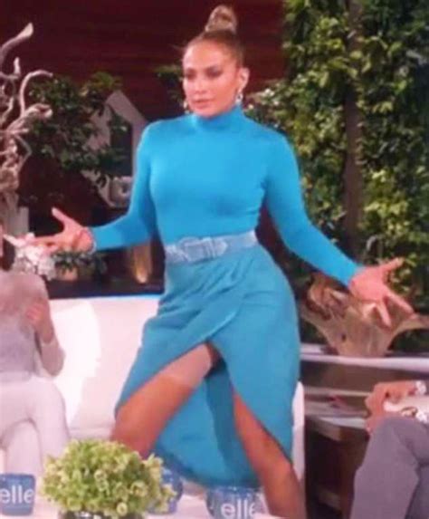 Jennifer Lopez Suffers Embarrassing Wardrobe Mishap As She Flashes