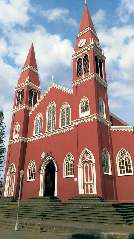 Iglesia Nuestra Señora de Las Mercedes de Grecia – Guías Costa Rica