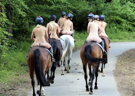 Female Jockey Naked Calendar Porn Pictures Xxx Photos Sex Images Pictoa