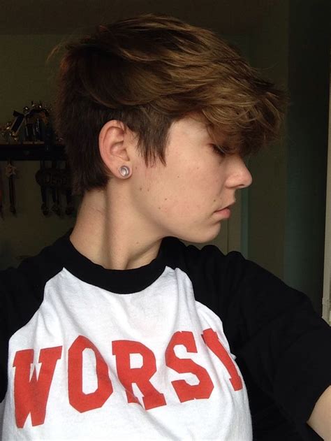 | see more about tomboy, androgynous and model. and a undercut | Tumblr | Cabello corto tumblr, Cabello y ...