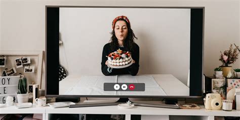 Before it was hangouts, now google meet. How to cast a Google Meet video call to your TV - Ah My Tricks